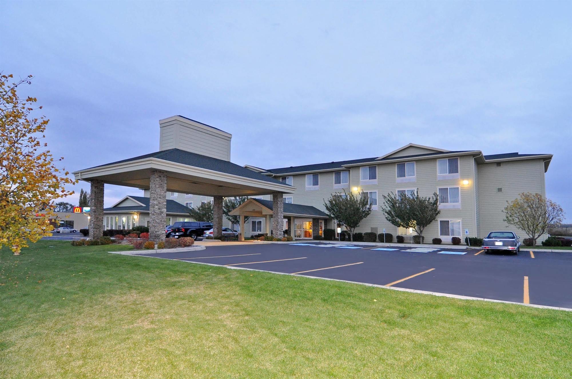 Best Western Bronco Inn Ritzville Exterior photo